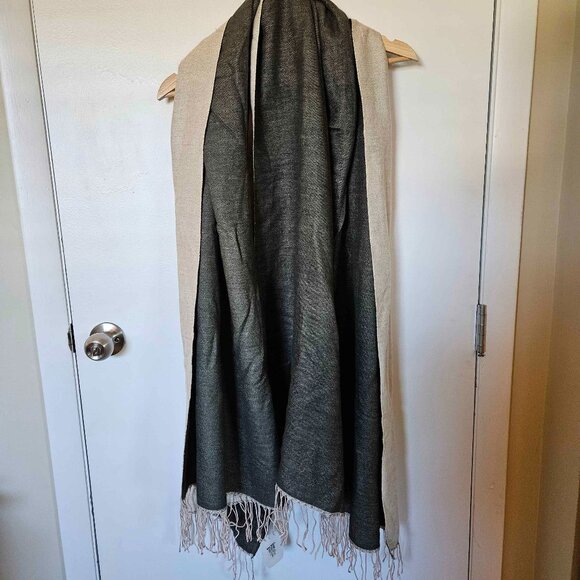 World Market Oversized Scarf/Wrap, Green/Beige, OS, NWT (see description) - Picture 1 of 4